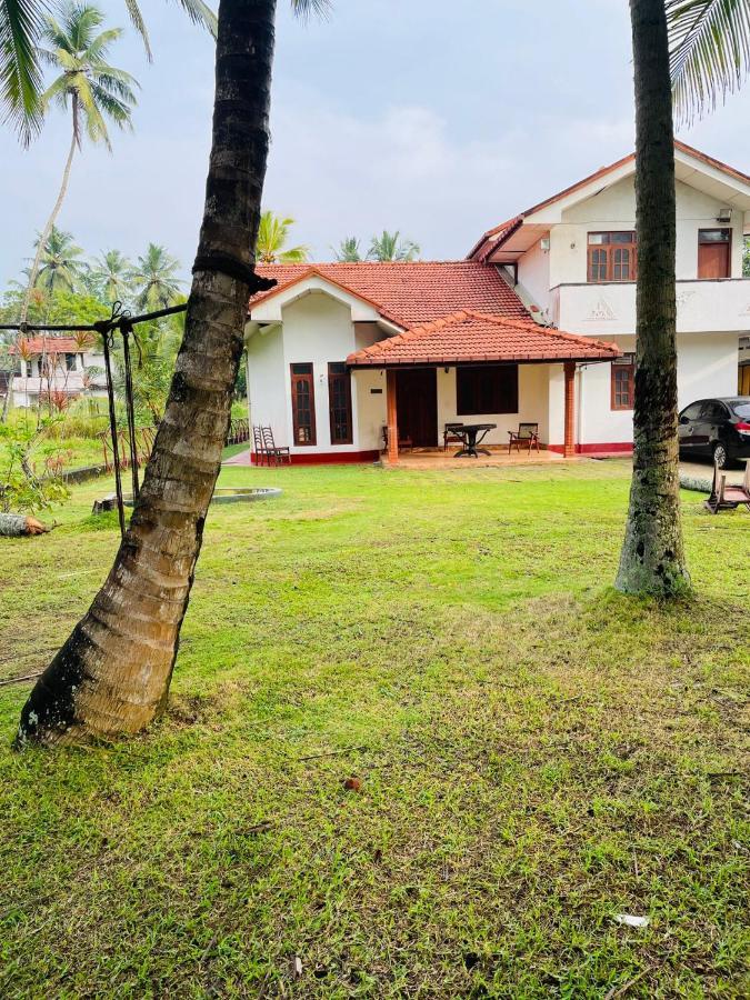 Surf Front Hotell Ahangama Eksteriør bilde